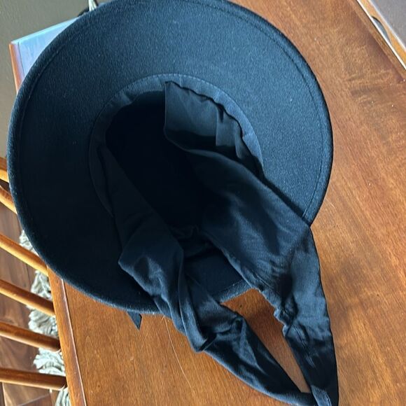 Vermont Country Store Wool Felt Cloche Hat - Small main image 4